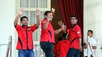 Ketemu Jokowi, Supir Truk Cuma Pakai Kaos, Celana Jeans dan Sandal