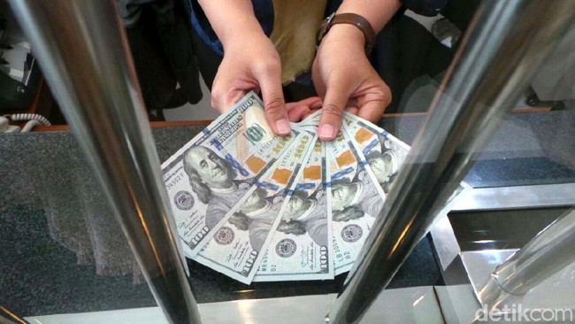Dolar AS Rp 14.200, Pemerintah Santai