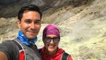 Foto: Camping Seru Keluarga ala Darius Sinathrya & Donna Agnesia