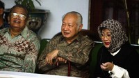 Mengamini sikap ibu Tien, menurut Tutut, segenap anak-anak senada meminta agar Soeharto beristirahat dan sepenuhnya menikmati masa tua bersama keluarga. Dikhy Sasra/detikcom.