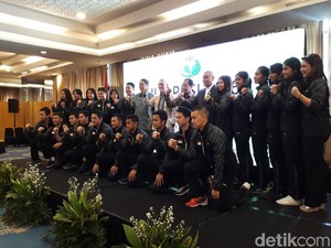 PBSI Lepas Tim Indonesia ke Piala Thomas dan Uber Saat Ulang Tahun
