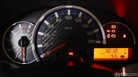 Bentuk speedometer Datsun Go+.