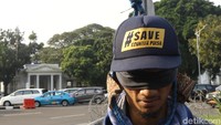 Mereka tetap menuntut penghapusan pasal 11 pada PM Kominfo no 12 tahun 2016 yang telah diubah terakhir dengan PM Kominfo no 21 Tahun 2017, sehingga tidak ada lagi pembatasan registrasi mandiri 1 NIK hanya 3 simcard.