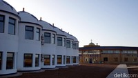 Inilah hotel yang berbentuk tenda ala Suku Mongol. Tenda-tenda ini disebut Ger dan merupakan rumah bagi orang Mongol yang nomaden. (Wahyu/detikTravel)