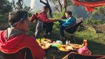 Foto: Camping Seru Keluarga ala Darius Sinathrya & Donna Agnesia