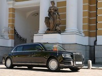 6 Hal tentang Mobil Dinas Mewah Vladimir Putin
