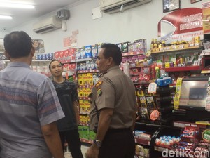 Maling Satroni Minimarket di Kramat Jati, Uang Rp 54 Juta Raib