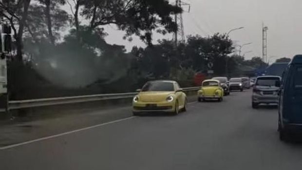 Viral Konvoi VW Lawan Arah Dikawal Polisi, Bolehkah?