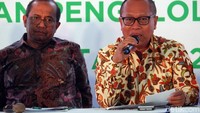 Dalam paparannya kepersertaan BPJS-TK telah mencapai 44,99 juta pekerja terdaftar sebagai peserta BPJS Ketenagakerjaan dengan 26,2 juta tenaga kerja aktif dan 488.188 pemberi kerja aktif yang memberikan kontribusi penerimaan iuran sebesar Rp 56,4 Triliun.