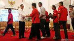 Ketemu Jokowi, Supir Truk Cuma Pakai Kaos, Celana Jeans dan Sandal
