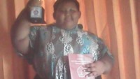 Tahun 2016 lalu, Aria Permana asal Karawang memiliki berat 192 kilogram saat usianya masih 10 tahun. (Foto: Ade Soemantri/dok. pribadi)