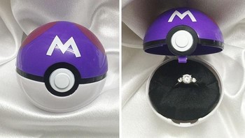 Kotak cincin berbentuk Pokeball. (Foto: Boredpanda)