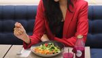 Yuk Intip 10 Sajian Sehat Kevin Lilliana, Miss International 2017 yang Bertubuh Langsing