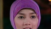Di sinetron Islam KTP Leona berperan sebagai Nina dan memerankan sebagai seorang dokter. Foto: Dok. Instagram/leonagustine
