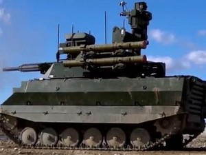 Rusia Pamerkan Tank Robot Saat Parade Kemenangan Perang Dunia II