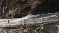 Sehingga setiap pengendara akan merasakan seolah-olah berkendara melintasi sungai dengan arus yang cukup kuat. Foto: Pool (Youtube)