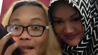 Ini adalah salah satu foto kebersamaan Sule dengan Lina. Foto: Sule dan keluarganya (Instagram)