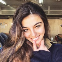 Memiliki bola mata berwarna hijau dengan senyuman yang menawan, penampilan Noa ini pun membuat pria jatuh cinta. Foto: Instagram