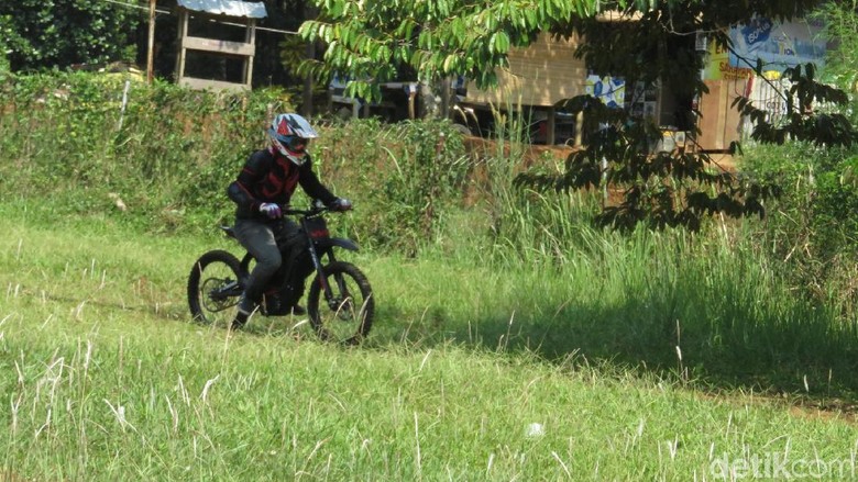  Motor  Trail  Listrik  Buatan Indonesia  Meluncur Tahun Depan