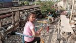 Taman Bermain di Pinggir Rel Kereta Api, Aman atau Berbahaya?