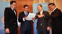 Hadir pada sesi paparan kinerja keuangan Citibank Indonesia periode triwulan 1 2018: Country Controller Pranadi Wangsa, CEO Batara Sianturi, Chief Financial Officer Warren Huang dan Country Treasurer Suryadi Ong. Foto: dok. Citibank