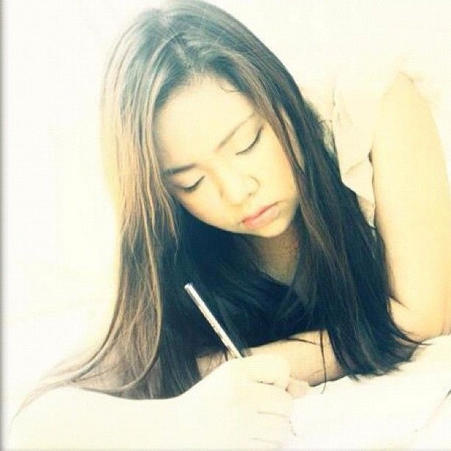 Seperti dilansir Viral4real, Riza mengatakan ia mencoba menurunkan berat badan beberapa kali dan itu tidak mudah. Faktanya, setelah ketiga kali mencoba diet, ia pun kini berhasil memiliki tubuh impiannya. Foto: Facebook