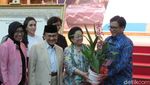 Foto: Senyum BJ Habibie yang Kini Sehat Kembali