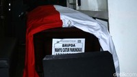 Briptu Luar Biasa Anumerta Wahyu Catur Pamungkas mulai diambil keluarga.