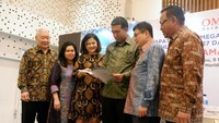 Perseroan akan membagikan dividen tunai sebesar Rp10,03 miliar atau Rp1,7 per saham kepada pemegang saham.