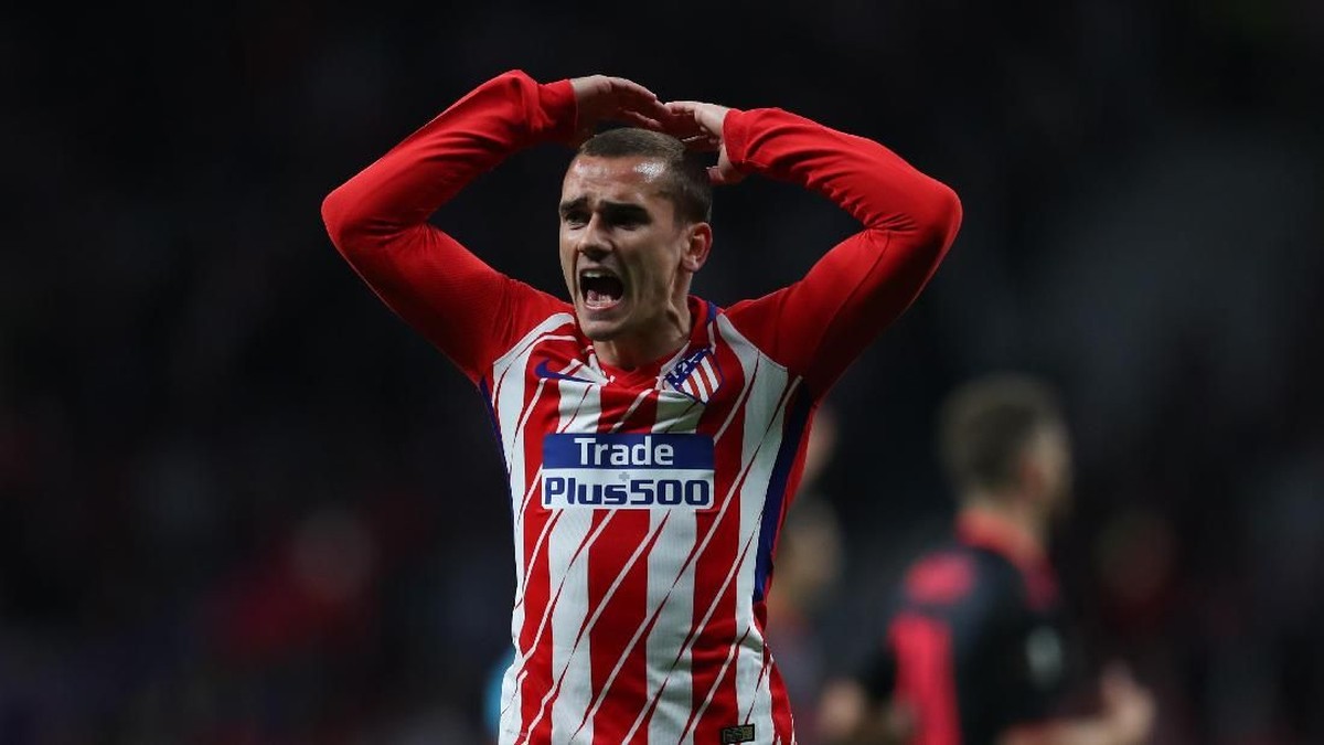 Atletico Madrid kesal dengan Barcelona karena terus memburu Antoine Griezmann. (Foto: Catherine Ivill/Getty Images)