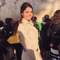 Bagaimana menurutmu dengan penampilan Noa si model yang kini tengah bertugas menjadi tentara Israel ini? Foto: Instagram