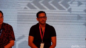 Nadiem menyarankan agar para founder jangan pernah mengambil keputusan saat mengalami rasa takut. Jika diliputi rasa takut karena ada tendensi, berhenti untuk mengambil keputusan saat itu. Itu akan menjauhkanmu dari sebuah kesalahan, ujarnya. Foto: Adi Fida Rahman/detikINET
