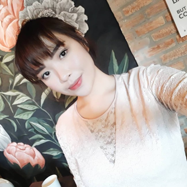 Riza kemudian mengunggah foto-foto transformasi penampilan dirinya di Facebook dan menjadi viral karena banyak netizen yang merasa terinspirasi. Foto: Facebook