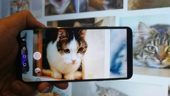 Sayang LG Indonesia belum mau mengungkap kapan ponsel ini akan diluncurkan dan berapa harganya. (Foto: detikINET/Muhammad Alif Goenawan)