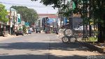 Foto: Kawat Berduri dan Barracuda di Depan Mako Brimob
