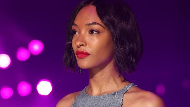 CANNES, FRANCE - MAY 21: Jourdan Dunn walks the runway at the Fashion for Relief event during the 70th annual Cannes Film Festival at Aeroport Cannes Mandelieu on May 21, 2017 in Cannes, France.  (Photo by Antony Jones/Getty Images)