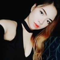 Pada postingan Facebooknya itu, Riza membandingkan bagaimana ia telah berubah dalam lima tahun terakhir. Foto: Facebook