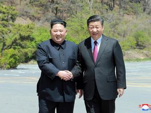 Presiden China Kirimi Kim Jong-Un Ucapan Selamat HUT Korut ke-70