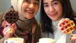 Bak Sosialita, Ini 10 Gaya Kulineran Istri Andre Taulany yang Cantik