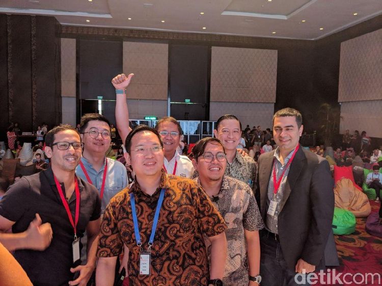 Selfie Startup Indonesia Bernilai Rp 56 Triliun