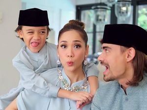 Mengenang Bangganya Ashraf Sinclair Saat Terima Piala Best Dad Ever