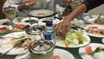 Kangen Ahok? Lihat Lagi Momen Serunya Saat Menikmati Makanan