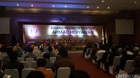 Teliti Model Bisnis di DAS Citarum, Aher Raih Gelar Doktor