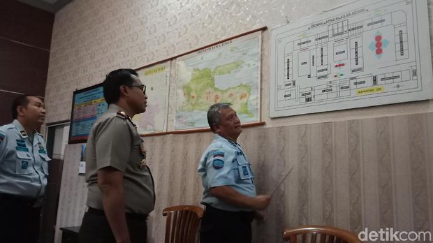 Antisipasi Rusuh, Polisi Sambangi Lapas Kelas II A Kediri