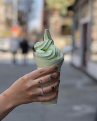 Unik! Ada Es Krim Rasa Acar Mentimun, Gimana Ya Rasanya?