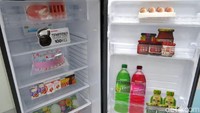 Produk ini menjadi produk elektronik pertama yang disertifikasi halal oleh MUI.