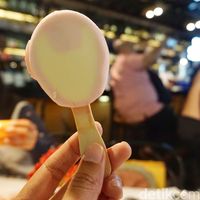 Penggemar Avengers, Rasakan Serunya Makan Es Krim Karakter Iron Man