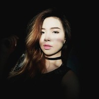 Dengan bantuan pil pelangsing, Riza juga rutin pergi ke gym untuk berolahraga. Tetapi, ia menjadi ketagihan untuk menurunkan berat badan bahkan ia mencoba tidak makan. Rambutnya mulai rontok karena tubuhnya kekurangan nutrisi yang diperlukan. Foto: Facebook