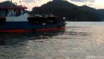 Rombongan Bus Pengangkut Tahanan Terorisme Masuk Nusakambangan