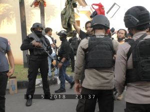 Kompolnas Apresiasi Polisi yang Tetap Dingin Hadapi Teroris